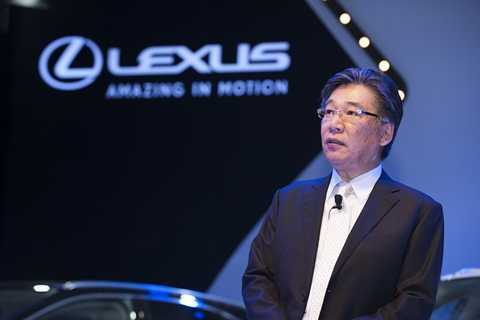 Tổng Giám đốc Toyota: 'Chỉ Việt Nam có đặc thù bắt buộc ô tô gắn bình cứu hỏa'