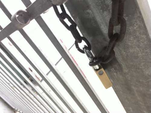 Bắt kẻ côn đồ giam lỏng, bỏ đói suốt 3 ngày người tình mang bầu