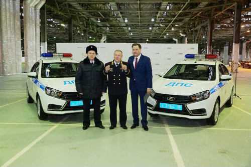 Cảnh sát Nga biên chế ô tô siêu rẻ Lada Vesta vào lực lượng