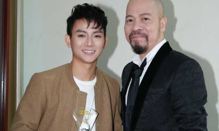 NSƯT Đức Hùng nồng nhiệt chúc mừng Hoài Lâm