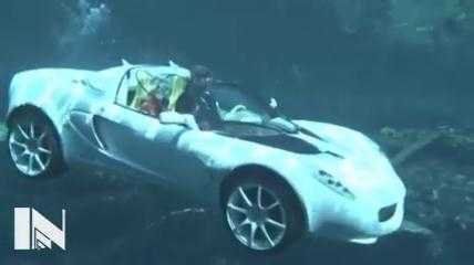 Clip: Xem ôtô mui trần lặn ngụp như tàu ngầm