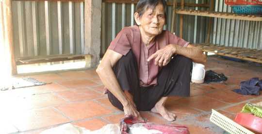 Bí ẩn căn nhà có đồ đạc nhiều lần tự bốc cháy