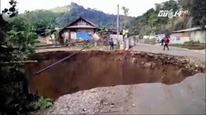 Clip: Lại xuất hiện 'hố tử thần' ở Bắc Kạn