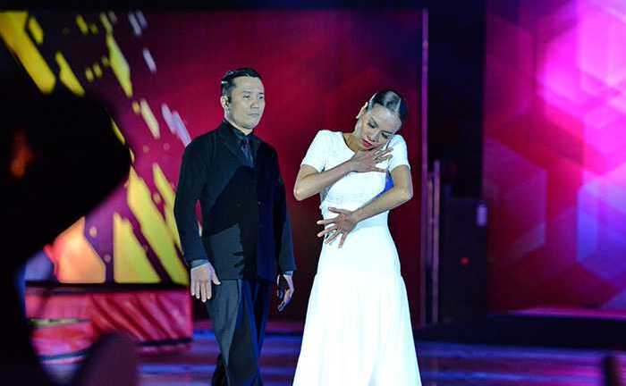 Giám khảo Hồng Việt 'ném' vợ giữa giá lạnh 6 độ C