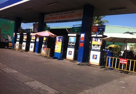 Xăng A95 'có vấn đề' khiến xe sang chết máy hàng loạt?