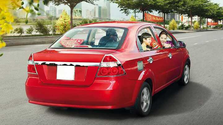 'Tuyệt chiêu' thuê xe giá rẻ về quê ăn Tết