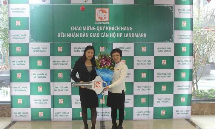 Bàn giao 750 căn hộ tại tòa nhà cao nhất quận Hà Đông