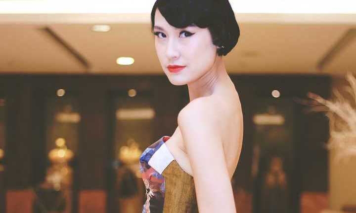 Kathy Uyên mang hình ảnh Việt Nam tươi đẹp 'khoe' thế giới