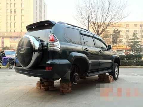 Đủ cách săn tìm con nợ ngày cận Tết