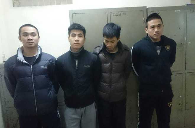 Cha mẹ bị 'khủng bố' vì con gái nợ gần 1 tỷ