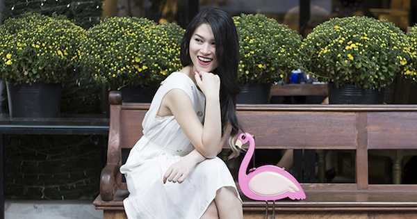 Con gái nuôi Đàm Vĩnh Hưng xuống phố với hàng hiệu trăm triệu độc đáo