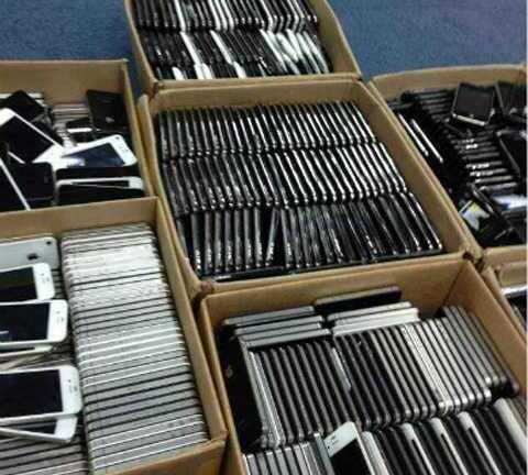 iPhone cũ giá rẻ, đắt khách dịp Tết