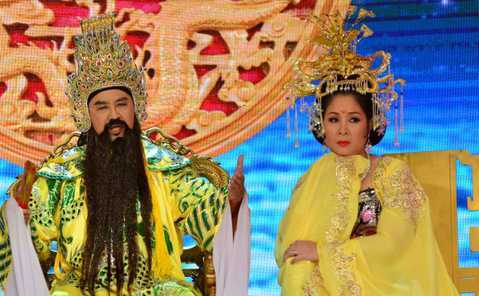 Bảo Quốc, Hồng Vân cùng 'đón' Táo Quân về trời