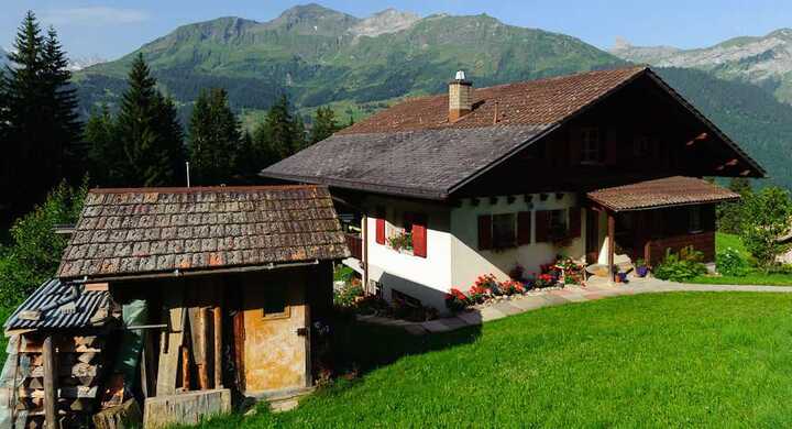 Đề xuất không làm gì vẫn nhận hơn 50 triệu đồng/tháng, dân Thụy Sĩ nghĩ gì?