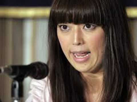 Bị sa thải vì 'xì hơi' nhiều, xấu xí, quá tốt bụng