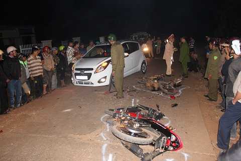 Đâm nhau trong đêm tối, hai thanh niên tử vong tại chỗ