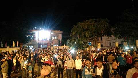 Khoảnh khắc tuyệt vời chứng kiến pháo hoa Giao thừa rực rỡ ở TP HCM, Lý Sơn