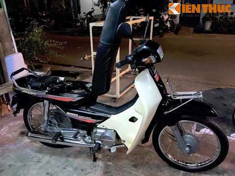 Honda Dream lùn 'phủ mền' giá trăm triệu ở Việt Nam