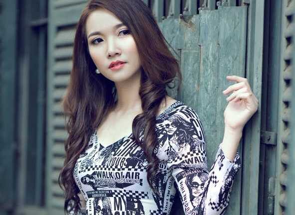 Hot girl Sài thành rạng rỡ trong bộ ảnh đầu Xuân