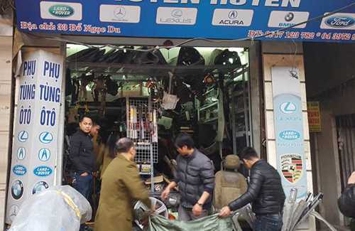 Chợ Trời Hà Nội bị 'xới tung' sau hàng loạt vụ trộm gương ngày Tết