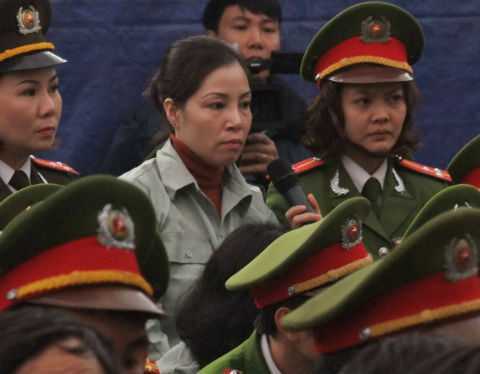 Nữ tử tù mua tinh trùng, mang thai trong trại giam: Có nên sửa luật?