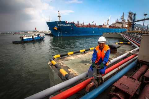 Petrolimex bán 10% cổ phần cho JX Nippon Nhật Bản