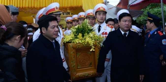 Đưa tiễn Thứ trưởng Phạm Quý Tiêu về đất mẹ