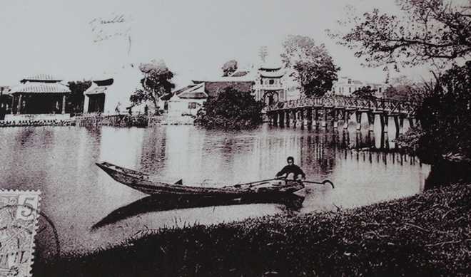 Khung cảnh Hồ Gươm hoang sơ 100 năm trước