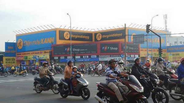 Sẽ ra sao nếu Thế Giới Di Động thâu tóm FPT Shop?