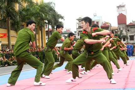 Tiêu chuẩn sức khỏe khắt khe vào trường công an năm 2016