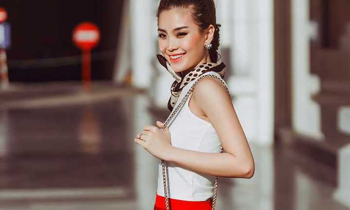 Á hậu Diễm Trang diện đồ thanh lịch kết hợp cùng phụ kiện hàng hiệu xa xỉ