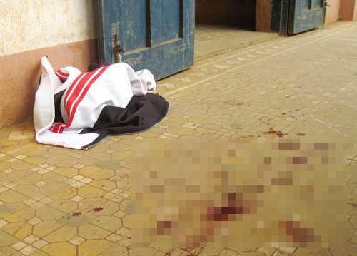 Nam sinh lớp 11 đâm chết bạn giữa lớp học