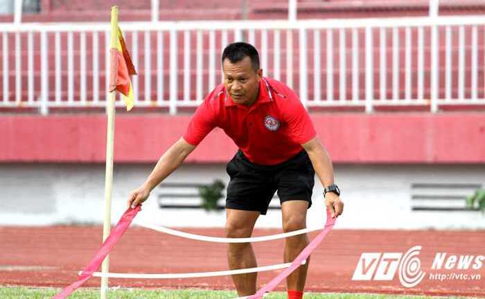 CLB Hà Nội chuyển 'hộ khẩu' vào TP.HCM, phó tướng 'hụt' của Hữu Thắng lên tiếng