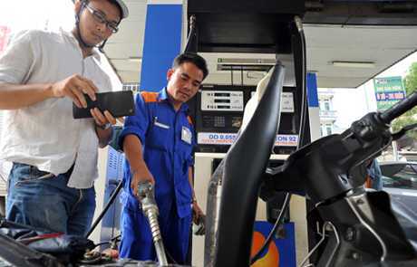 Giá xăng sẽ tăng bao nhiêu trong ngày hôm nay?