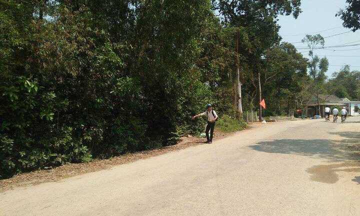 Nghi án nhóm nam nữ dùng dao cướp tài sản của tài xế taxi