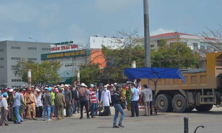 Khẩn trương điều tra tên tài xế tàn ác cố tình đâm chết người