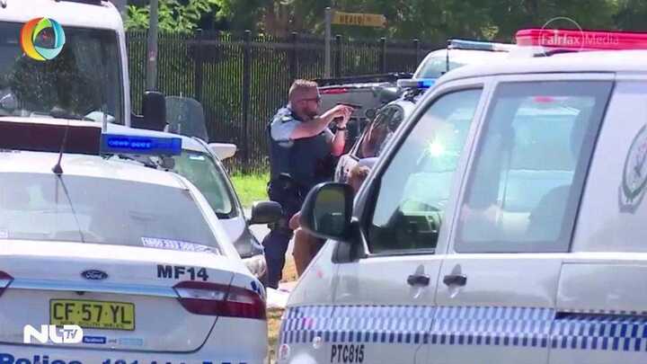 Video: Nổ súng, bắt cóc con tin ở Sydney, 3 người thương vong