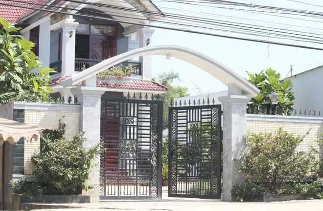 Nổ súng tại nhà Bí thư huyện: Đã bắt được kẻ đột nhập