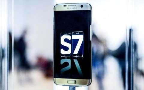 Samsung Galaxy S7 'siêu vượt trội' hơn iPhone 6
