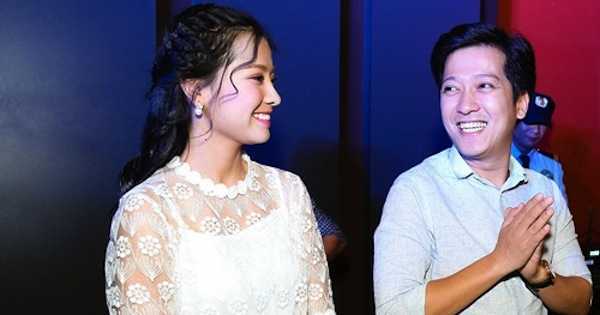 Tuổi thơ vất vả, thiếu thốn của 'bạn gái Trường Giang'