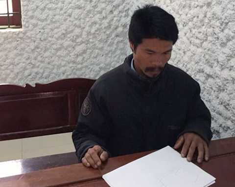 Lẻn vào nhà phụ nữ đơn thân hiếp dâm