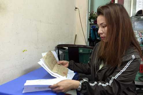 Vụ trao nhầm con có thể bị xử phạt, buộc bồi thường thế nào?