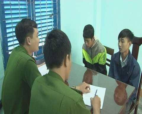 Hai nam sinh đánh bạn cùng trường lún xương sọ não