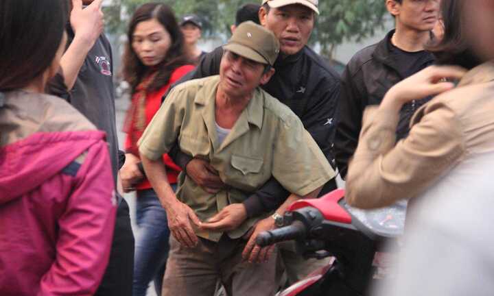 Nổ rung chuyển khu đô thị Văn Phú: 'Đau đớn quá, tôi mất cháu tôi rồi'