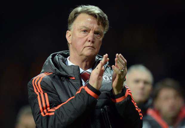 Van Gaal 'nắn gân' học trò trước derby Man City vs Man Utd