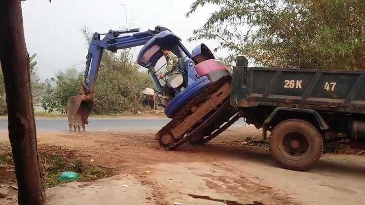 Clip: Kinh ngạc pha ‘lùi chuồng’ kinh điển của tài xế xe cẩu