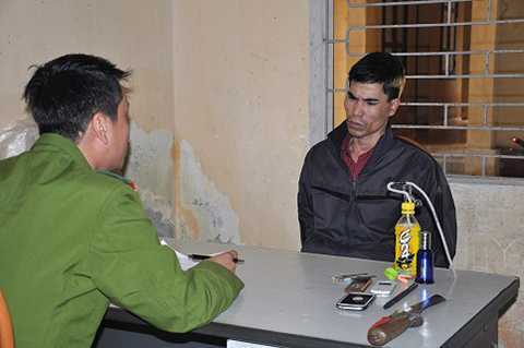 'Con nghiện' lừa đi taxi, khống chế tài xế cướp tài sản