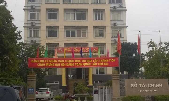 Thanh Hóa: Giám đốc Sở Tài chính ‘đổ lỗi’ cho cấp dưới phớt lệnh Chủ tịch tỉnh?