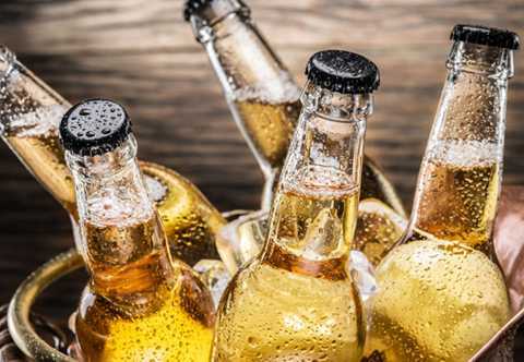 Chỉ uống bia và đi du lịch cũng nhận lương 12.000 USD