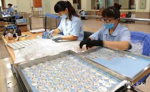 Sự nghiêm ngặt tại nhà máy đúc tiền xu ít khi được tiết lộ